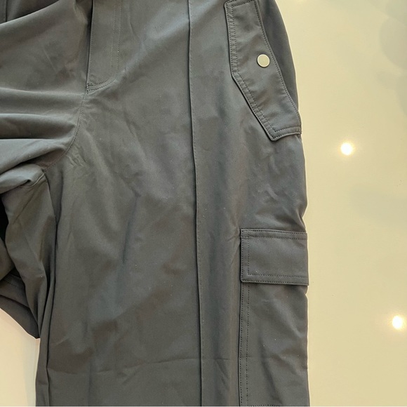 Athleta Vienna Cargo Pant Size 12 NWT in Black - Picture 11 of 16
